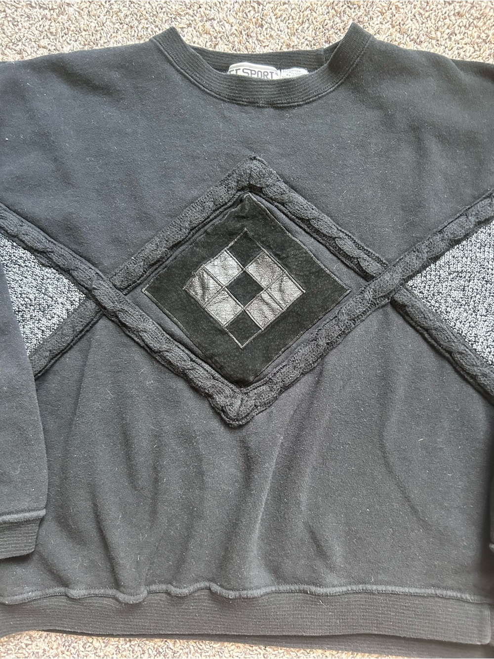 Vintage CC. Sport Unisex Short Sweatshirt with leather and sweater appliqué L - Picture 2 of 6